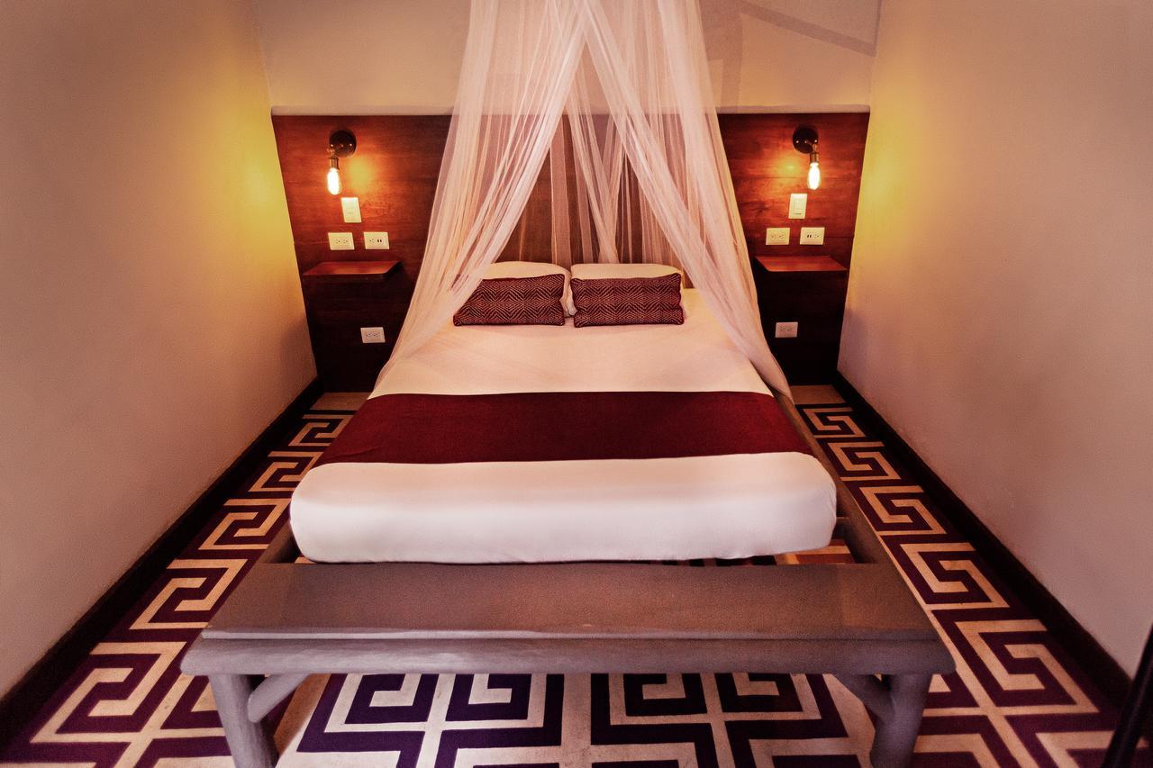 Jungle Lodge Tikal Hostal Ngoại thất bức ảnh