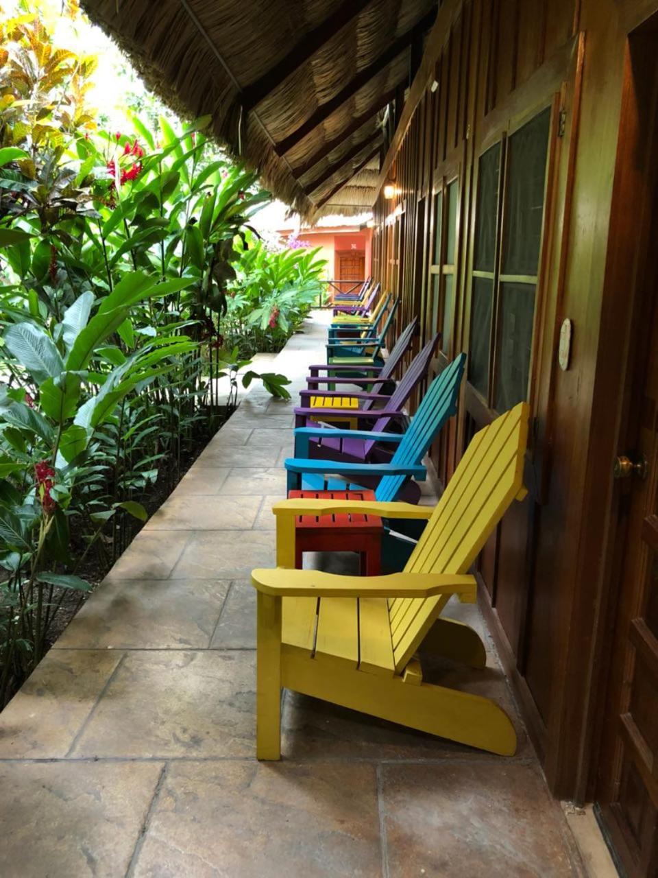 Jungle Lodge Tikal Hostal Ngoại thất bức ảnh